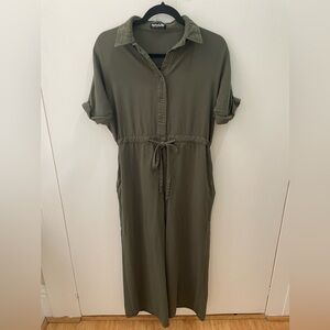 Wide Leg Jumpsuit with Pockets